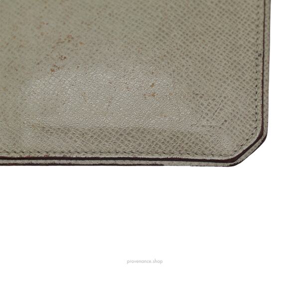Louis Vuitton Key Cles Coin Pouch - Taiga Glacier Leather - Picture 5 of 9